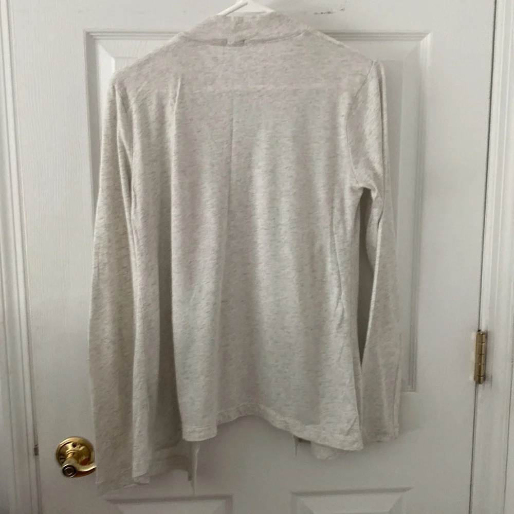 J. Crew Light Weight Wrap with Pockets Size Small - Picture 2 of 2